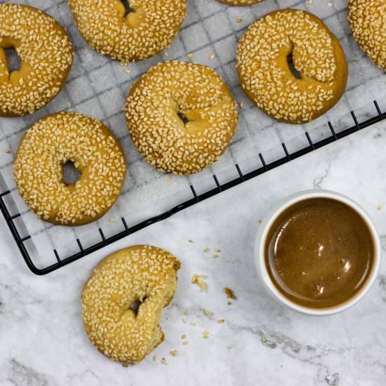 Wine Cookies with Sesame - Recipe photo by fooodlove