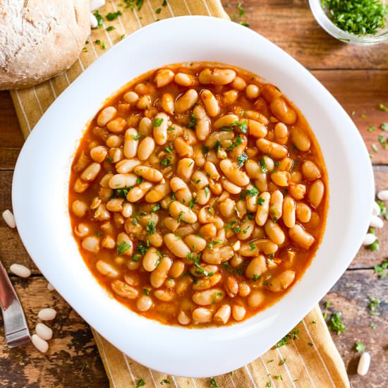 Spanish Poor Man´s Bean Stew - Recipe photo by Spain on a Fork