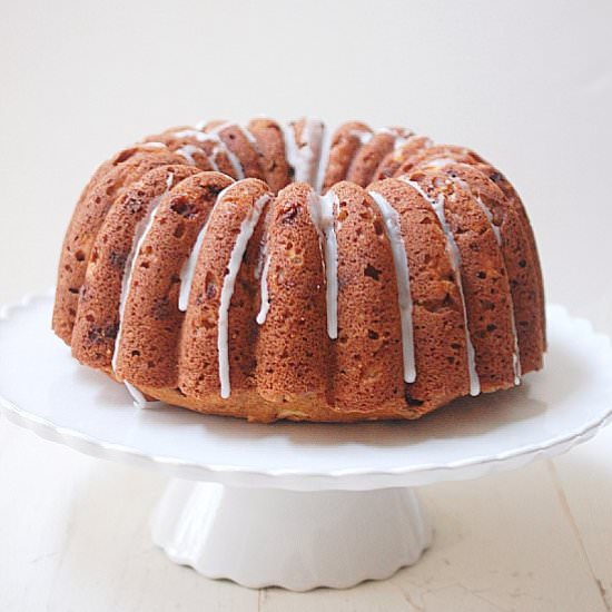 Apple bundt cake - Recipe photo by evabakes