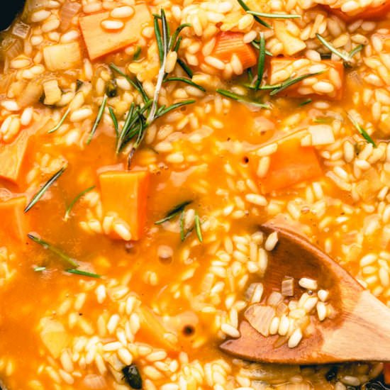 CREAMY PUMPKIN RISOTTO – VEGAN - Recipe photo by The Green Creator