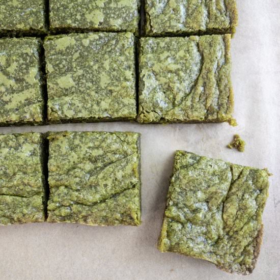 Matcha Brownies - Recipe photo by ThePypersKitchen