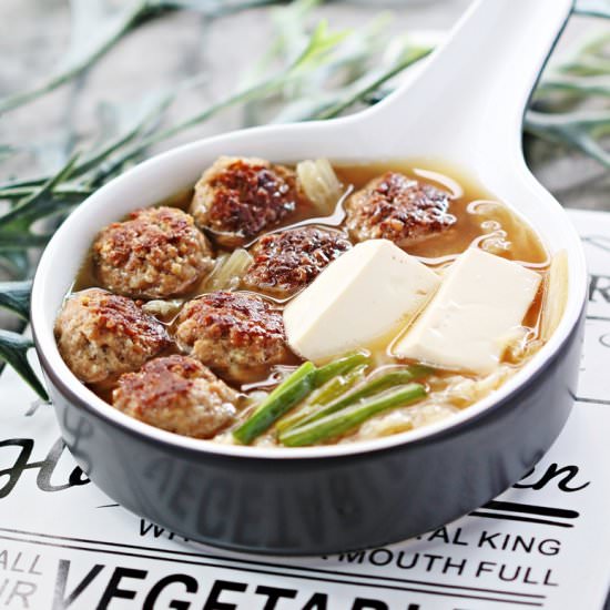 Pork Meatballs w/Tofu and Cabbage - Recipe photo by Anncoo