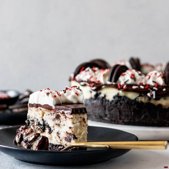 Candy Cane Joe-Joe's Cheesecake - Recipe photo by GoodieGodmother