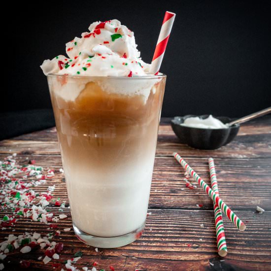 White Chocolate Iced Mocha - Recipe photo by ThePypersKitchen