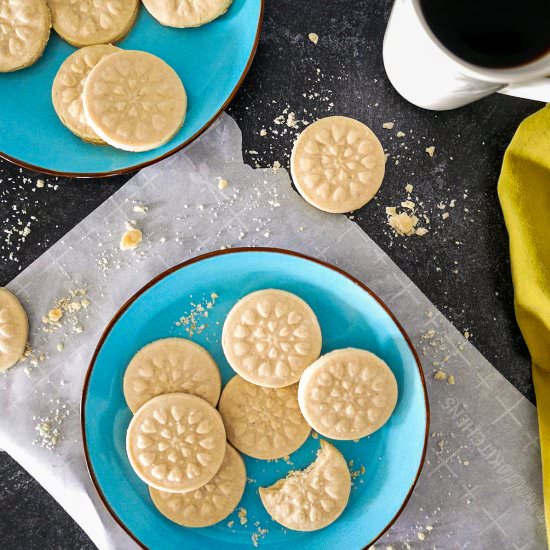 Cardamom Shortbread Cookies - Recipe photo by gastronotherapy