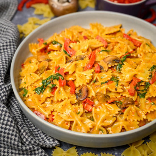 Creamy Vegan Fajita Pasta - Recipe photo by vegancocotte