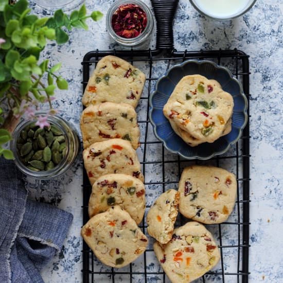 karachi biscuit - Recipe photo by easyfoodsmith