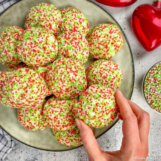 Vegan Christmas Sprinkle Cookies - Recipe photo by No Sweat Vegan