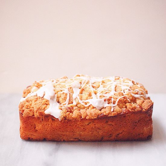 Apple crumb bread - Recipe photo by evabakes