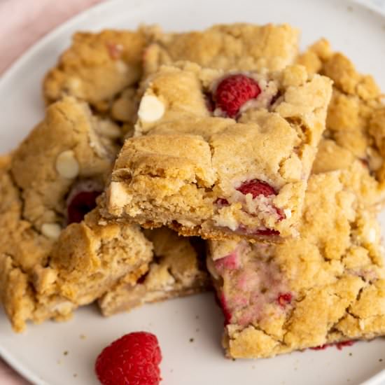 White Chocolate Raspberry Blondies - Recipe photo by justastasty