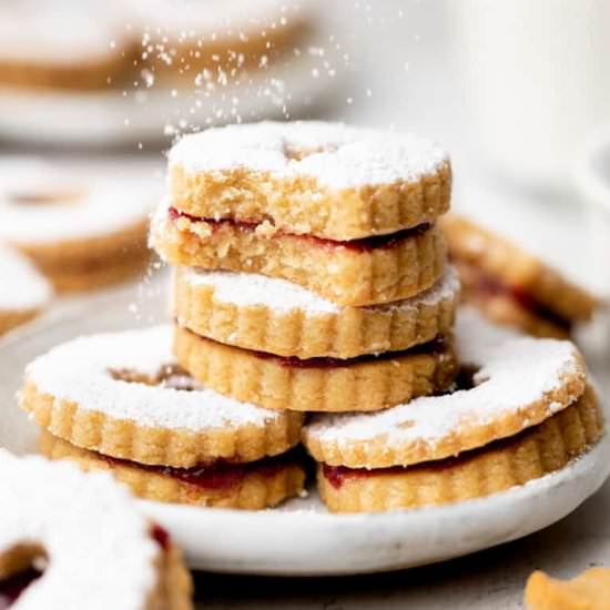 Healthy Gluten-Free Linzer Cookies - Recipe photo by erinliveswhole