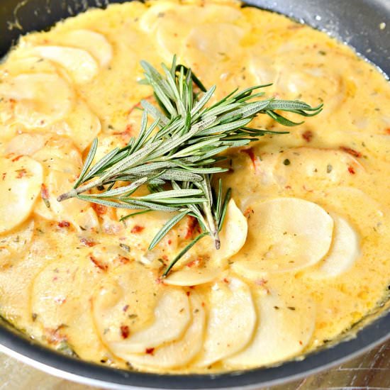KETO SCALLOPED TURNIPS - Recipe photo by Stylish Cravings