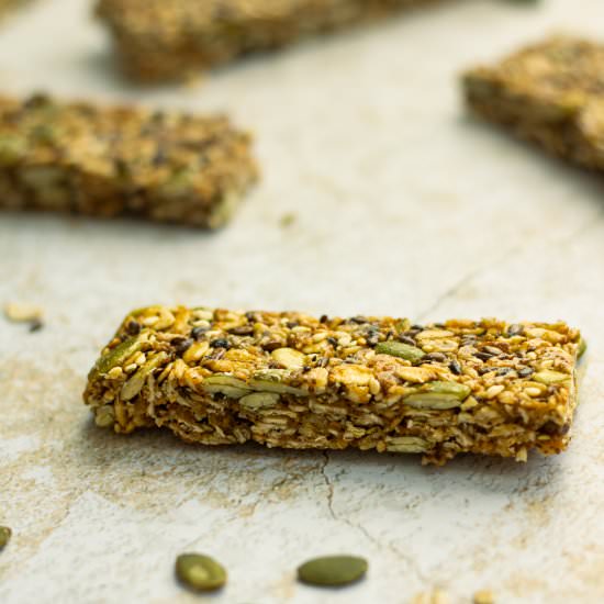 Homemade Granola Bars - Recipe photo by lexasrecipes