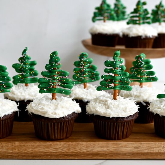 Chocolate Christmas Tree Cupcakes - Recipe photo by justataste