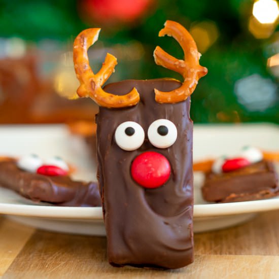 Reindeer Dipped Graham Crackers - Recipe photo by dhoman
