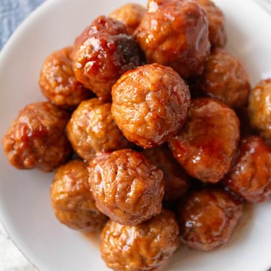 Slow Cooker Cocktail Meatballs - Recipe photo by AllThingsMamma