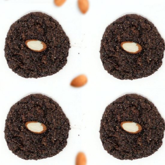 Chewy Chocolate Almond Cookies - Recipe photo by Lovemybodybymiriam