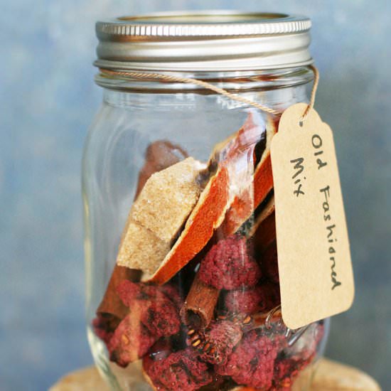 DIY Cocktails In A Jar - Recipe photo by cheap-recipe-blog