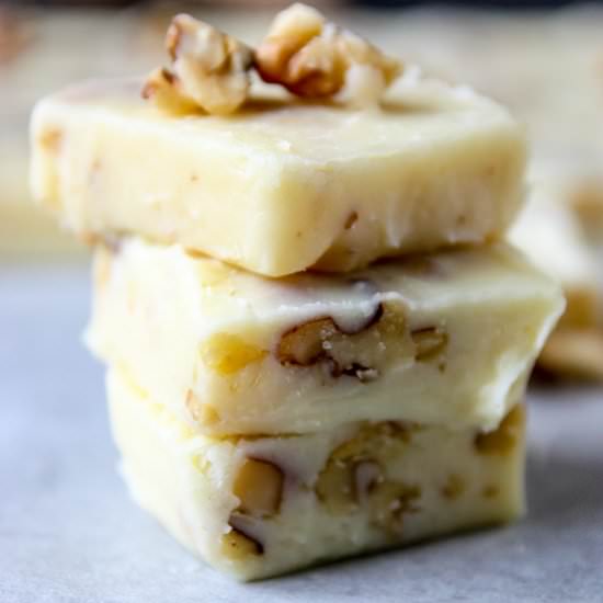 Maple Fudge - Recipe photo by the food blog