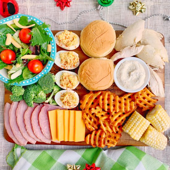 Holiday Leftovers Board - Recipe photo by Theyummymuffin