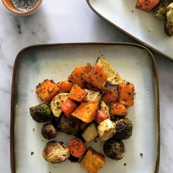 Simple Herb-Roasted Vegetables - Recipe photo by Nosh Nourish Wander