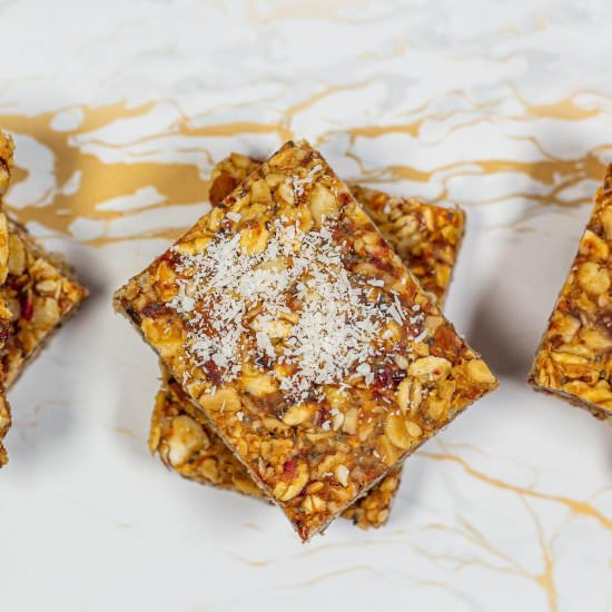 Granola Bars - Recipe photo by Ourplantbasedworld