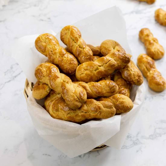 Orange and Vanilla Braided Cookies - Recipe photo by fooodlove