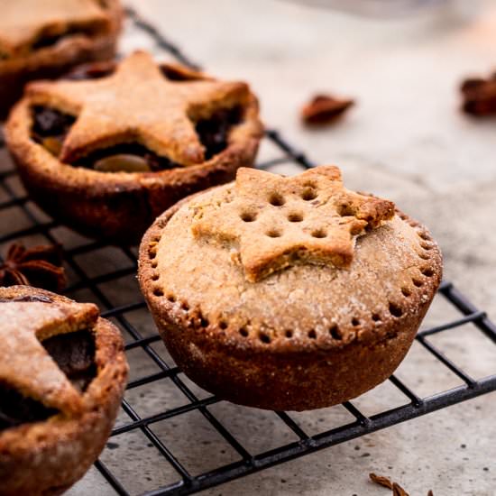 Vegan Mince Pies (gluten free) - Recipe photo by vancouverwithlove