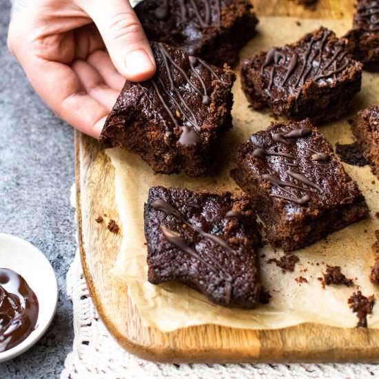 Vegan Mince Pie Brownies - Recipe photo by veganpunks