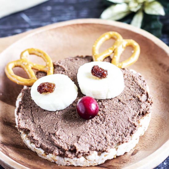 Chocolate reindeer rice cakes - Recipe photo by Mandy Sneaky Veg
