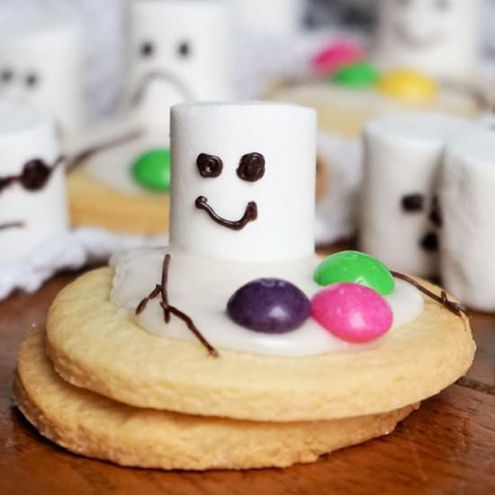 Melting Snowman Sugar Cookies - Recipe photo by Everything Pretty