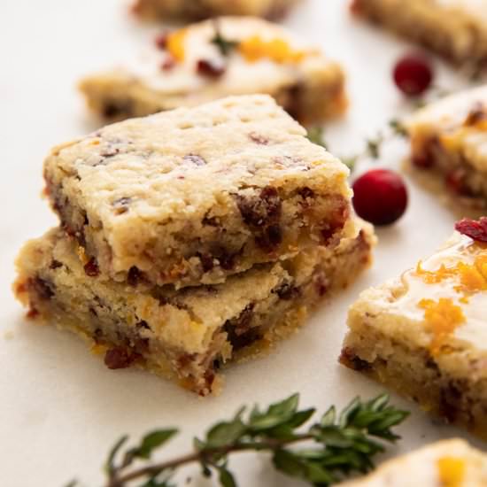 Orange Cranberry Shortbread Cookies - Recipe photo by Desserts And Drinks