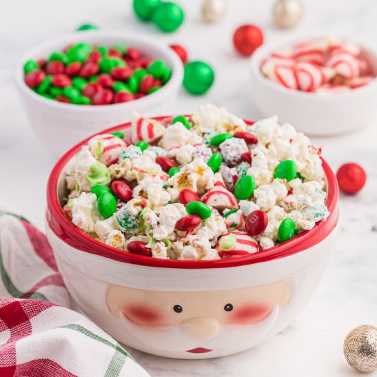 Christmas Popcorn - Recipe photo by simplystacie