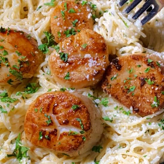 5 BEST Side Dishes with Scallops - Recipe photo by agoudalife