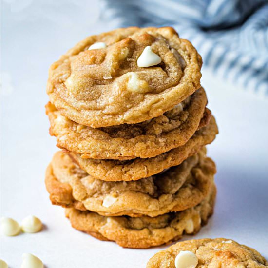 white chocolate macadamia cookies - Recipe photo by lifeloveandgoodfood