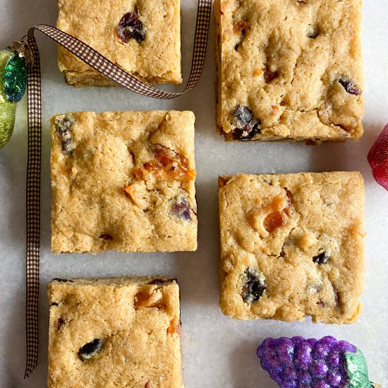 Fruitcake Blondies - Recipe photo by thirstyradish