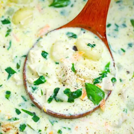 Olive Garden Chicken Gnocchi Soup - Recipe photo by peasandpeonies
