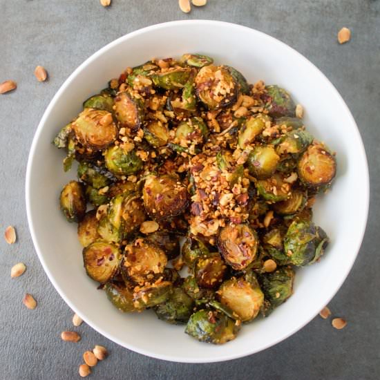Roasted Brussel Sprouts - Recipe photo by Earthlysuperfood