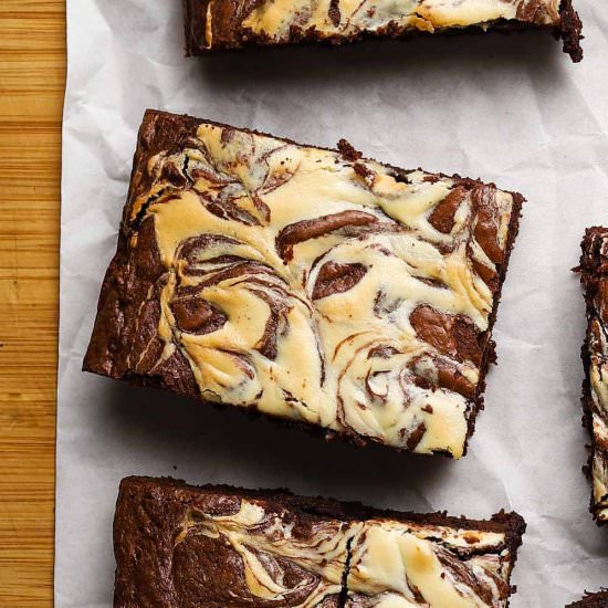 Cheesecake Marble Brownies - Recipe photo by lindseyeatsla