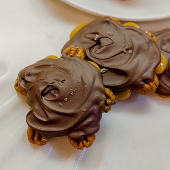 Sea Salt Pecan Turtles - Recipe photo by House of Elyn Ryn