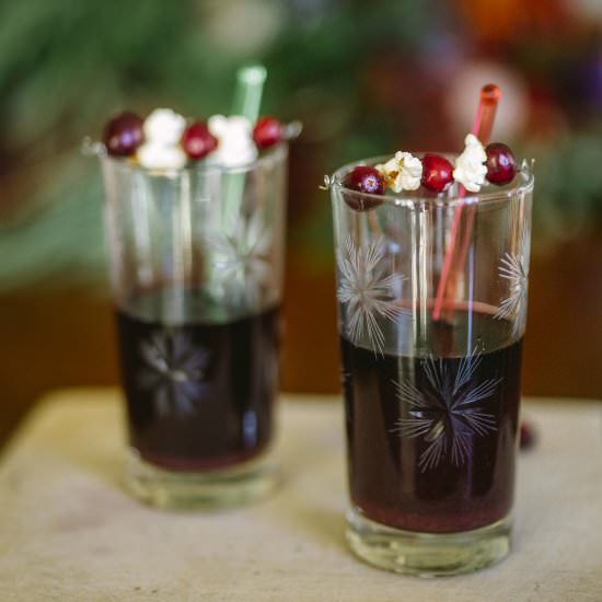 popcorn garland sangria - Recipe photo by hillcitybride