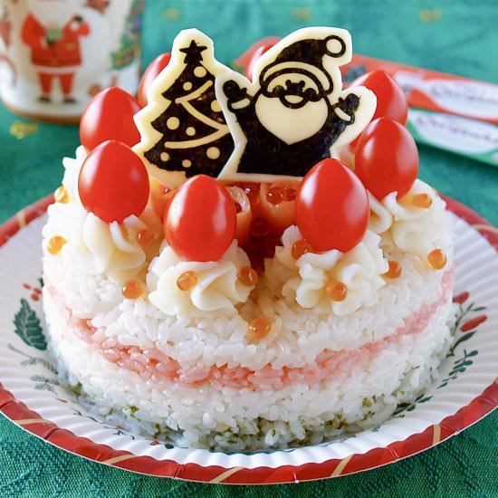 Easy Christmas Sushi Layer Cake - Recipe photo by ochikeron