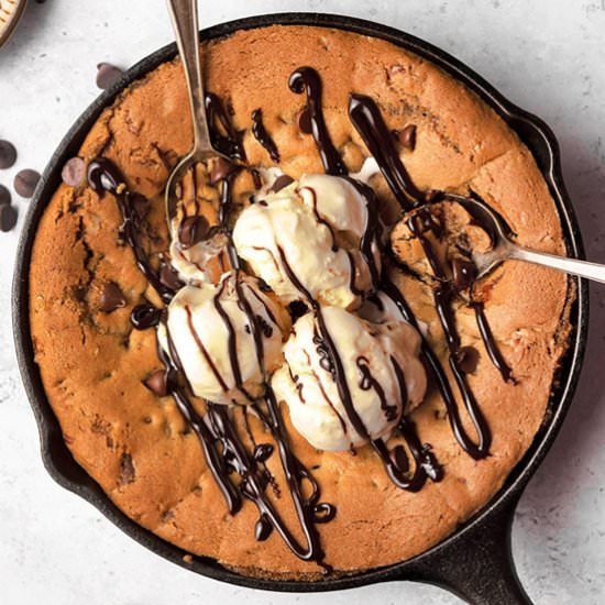 Skillet Cookie - Recipe photo by bellyfull