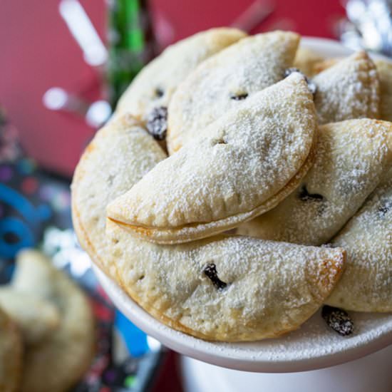 Rum Raisin Orange Filled Cookies - Recipe photo by Mycookiejourney