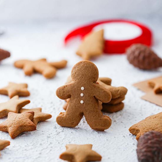 Spicy gingerbread cookies - Recipe photo by yummynotes