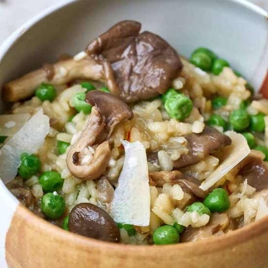 Mushroom & Pea Risotto - Recipe photo by proportionalplate