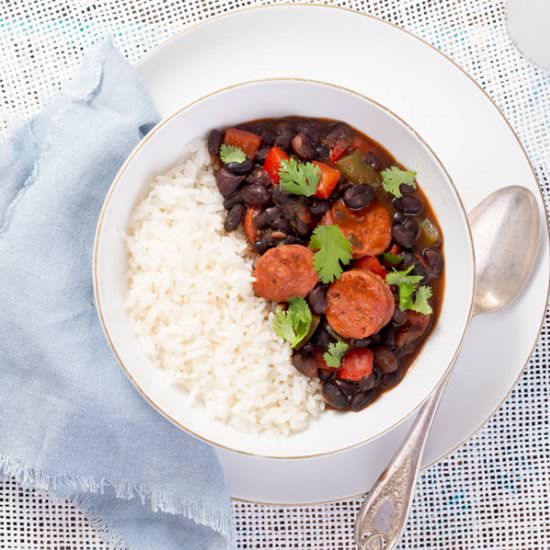 Habichuelas negras guisadas (beans) - Recipe photo by Tia Clara - DominicanCooking