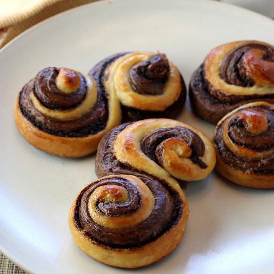 Chocolate brioche buns - Recipe photo by Food Gal