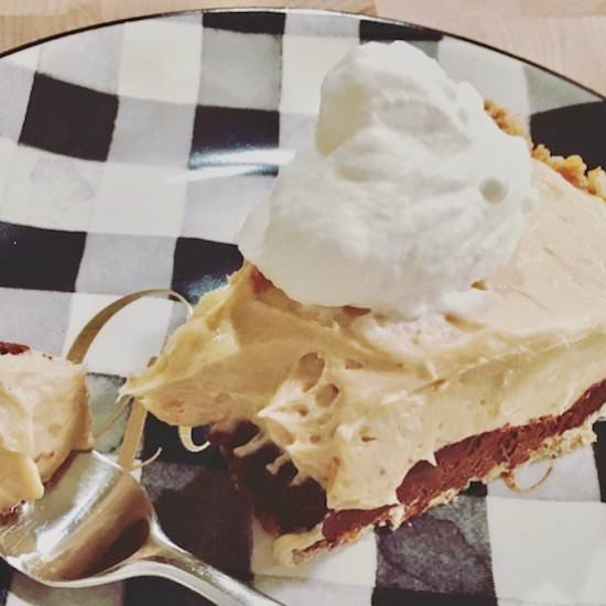 Chocolate Peanut Butter Pie - Recipe photo by Kitchengetaway