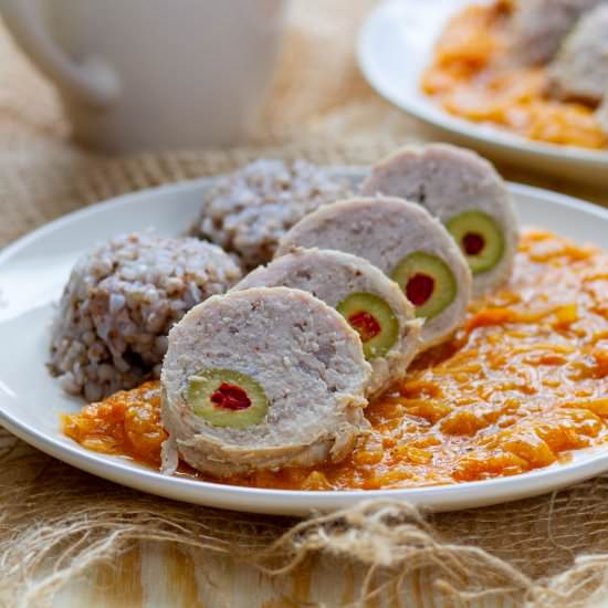 Minced meat rolls with olives - Recipe photo by mecooks.com